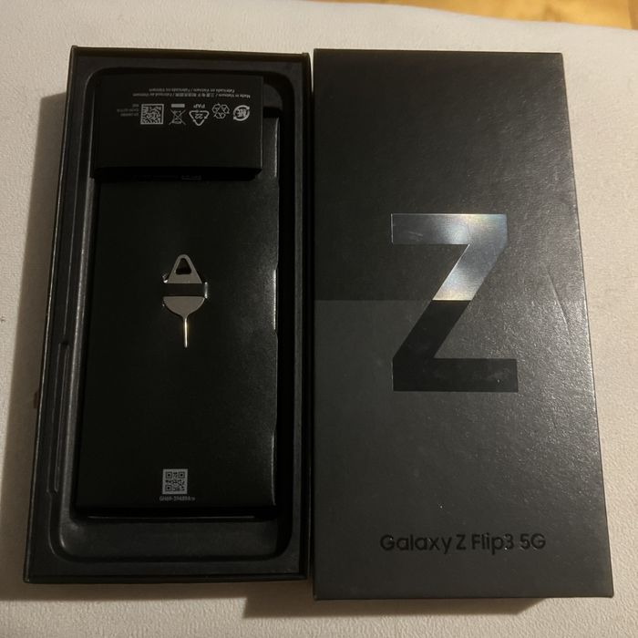Samsung Galaxy Z Flip3