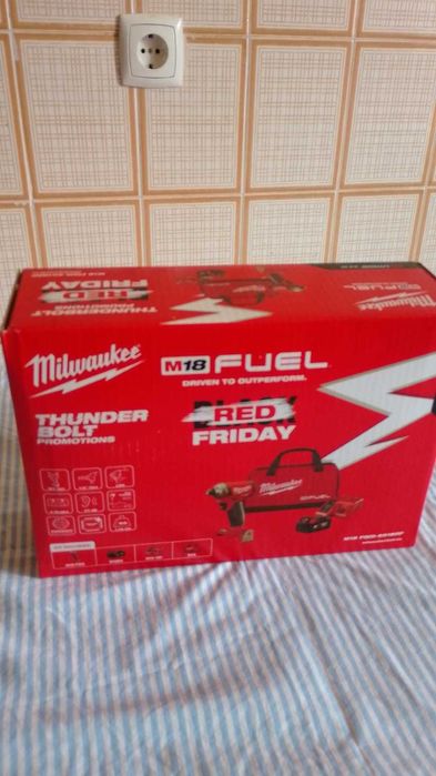 Pack Milwaukee Fuel M18 + Battery + Changer + Bag Milwaukee