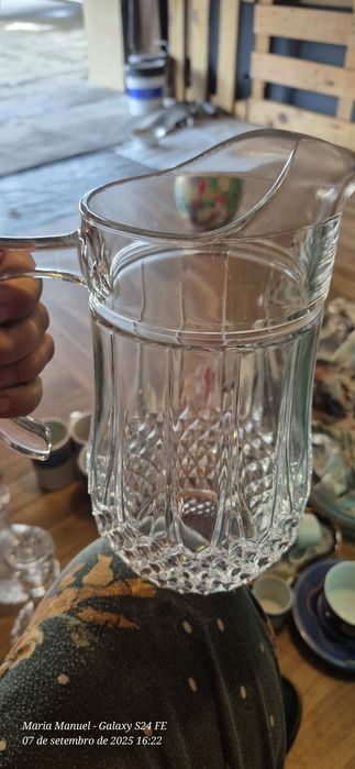 Garrafas e canecas vidro