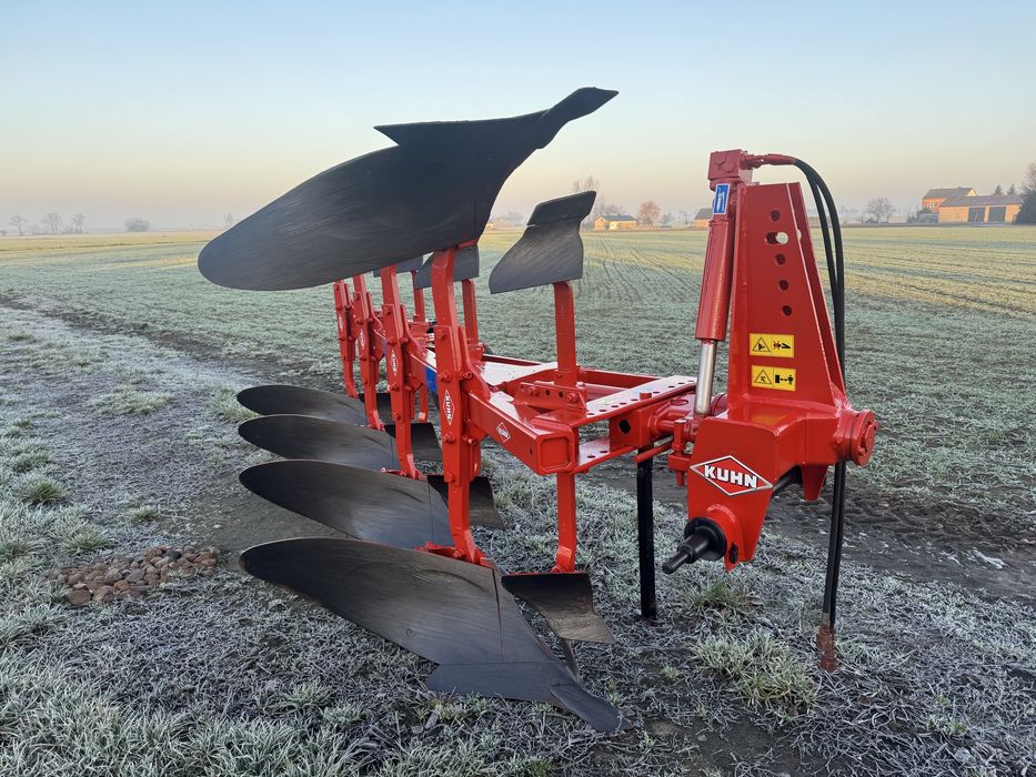 Kuhn master 4 !! Model 3+1 !! Od 80km !! Plug obrotowy (lemken overum)