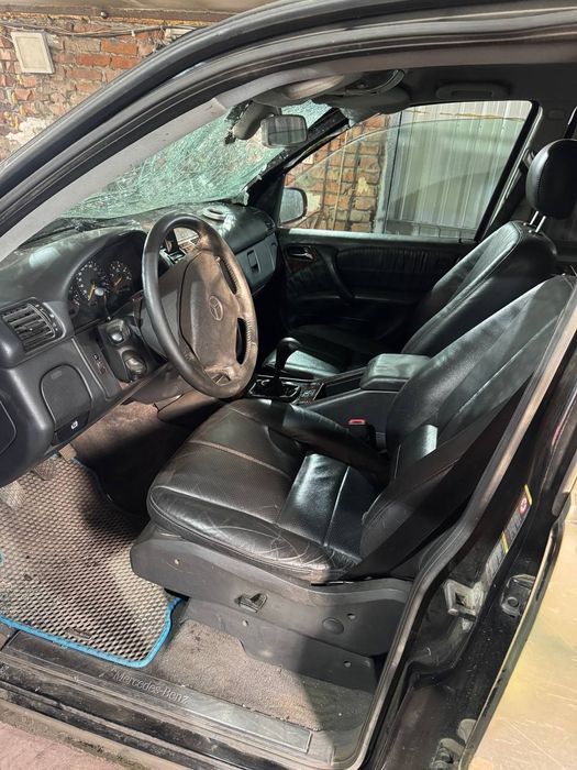 продам машину mersedes ml270