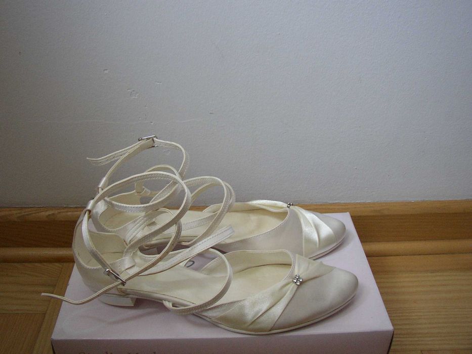 Nowe buty ślubne satynowe CASANI 37