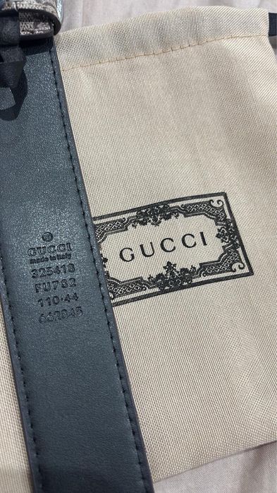 Cinto Gucci GG Supreme Snake Buckle