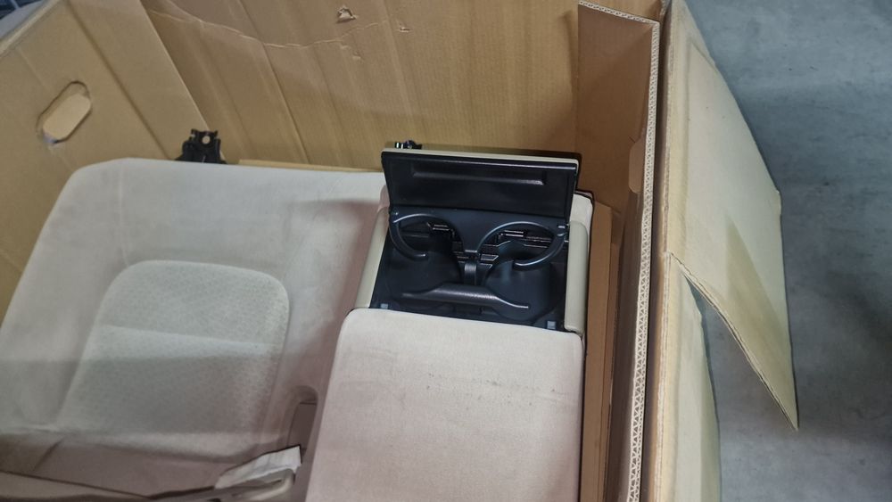 Bancos traseiro de toyota land Cruise  acentos