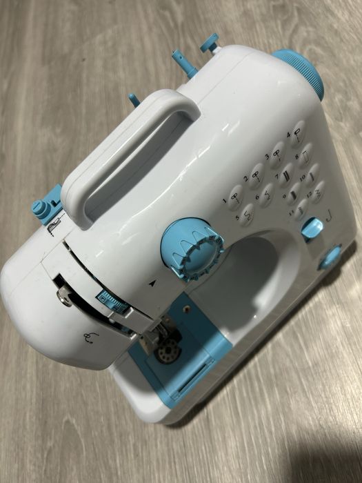 Maquina de Costurar Prixton P110