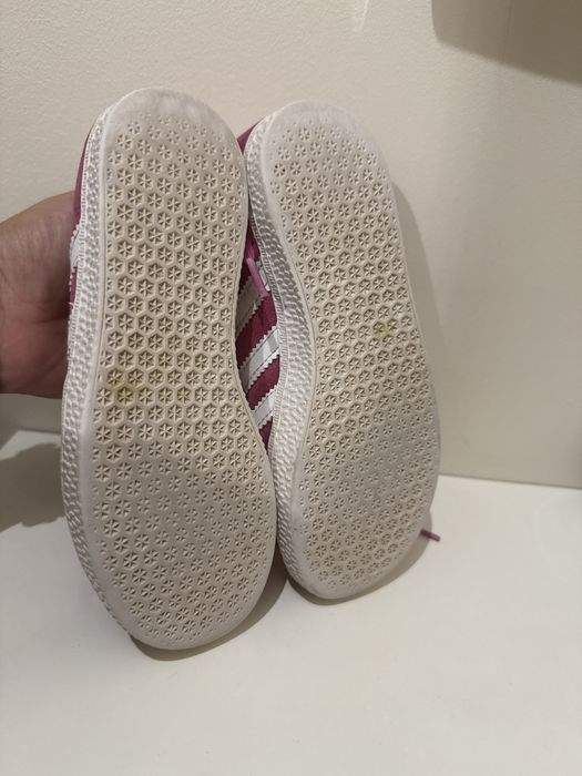 Sapatilhas de criança , Adidas (gazelle)