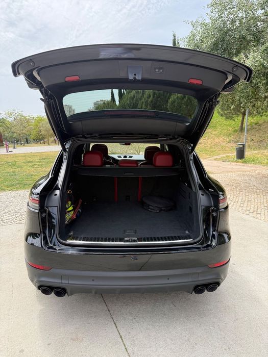 Porsche Cayenne E-Hybrid Platinum Edition