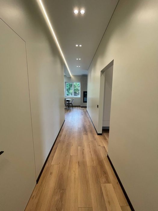 Продаж будинку з ремонтом «під ключ» на Червениці