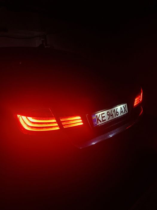BMW 520i 2016 офіційна