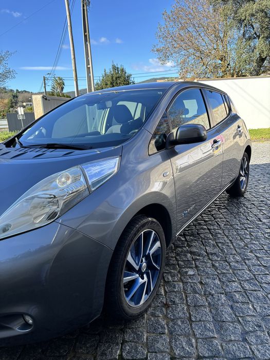 Nissan Leaf ZE0. 24Kw