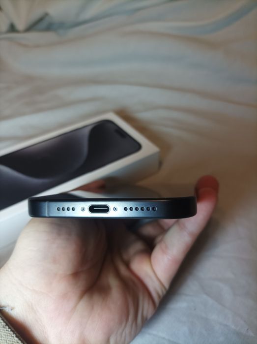 Iphone 15 pro max 256gb (торг)