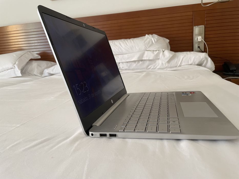 Portátil HP 12GB RAM 512GB