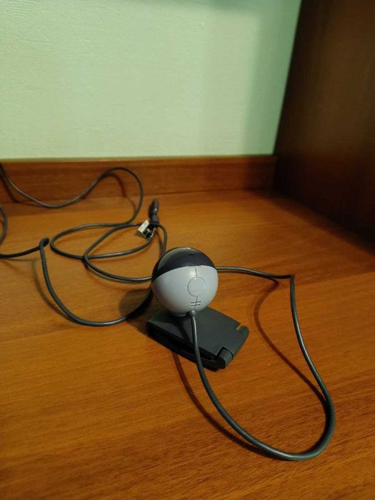 Веб-камера Logitech C200 V-u0011