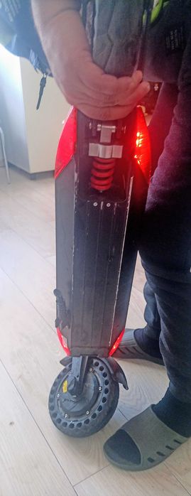 Продам электросамокат