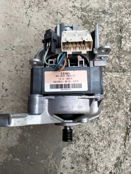 Silnik od pralki Elektrolux