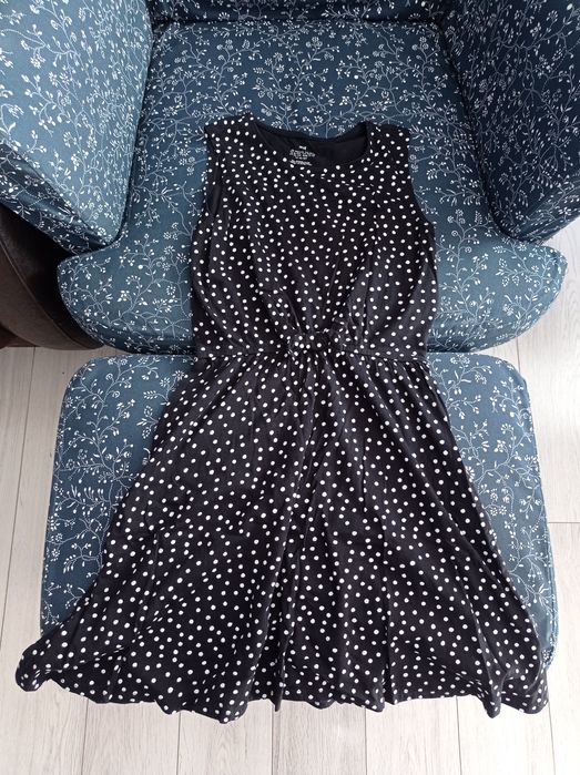 Sukienki letnie 2 szt roz. 146/152