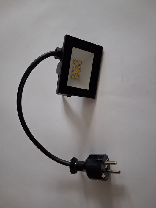 Lampa LED - czarna