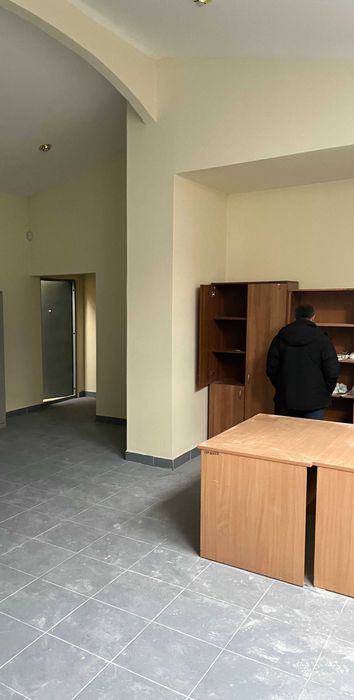 Продаж офісного приміщення в ЖК «Чайка» 5й поверх