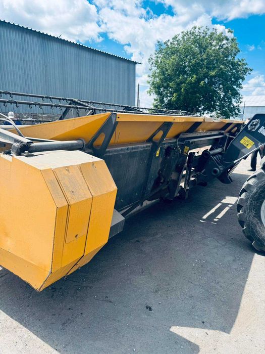 Жниварка AGCO 6,7 м