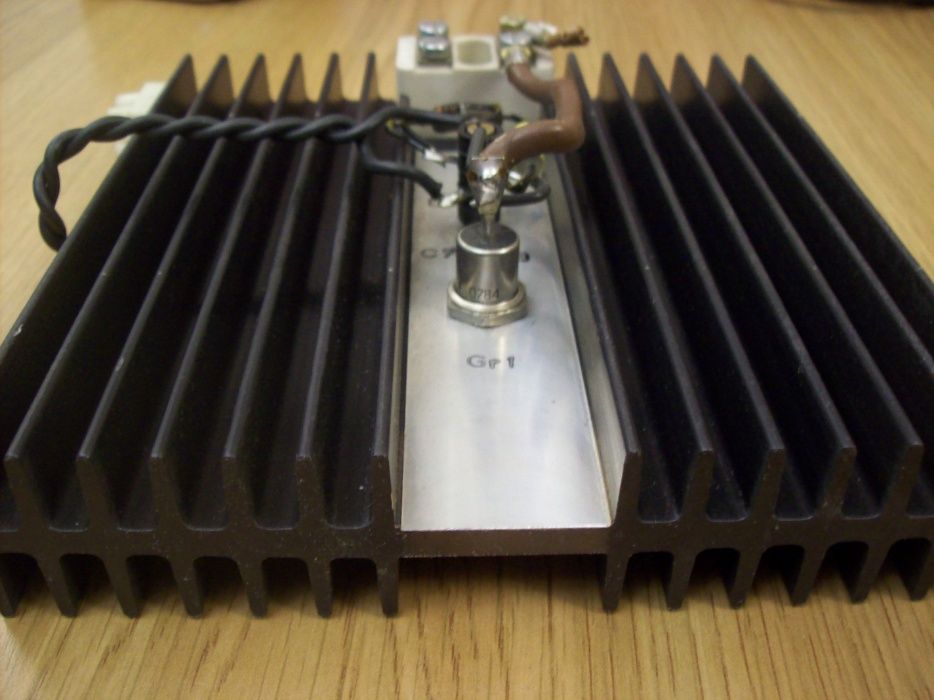 Tyrystor T122