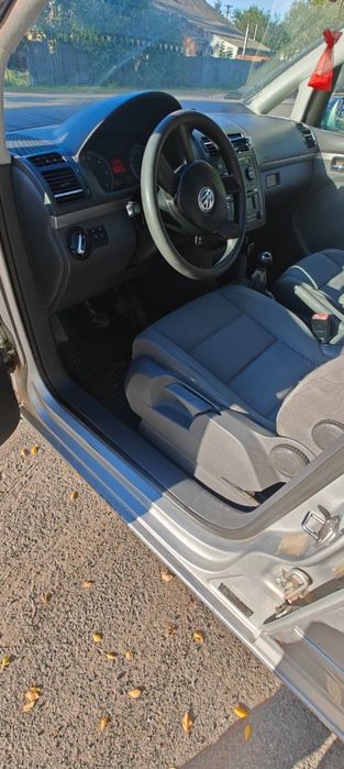 Продам Volkswagen Touran