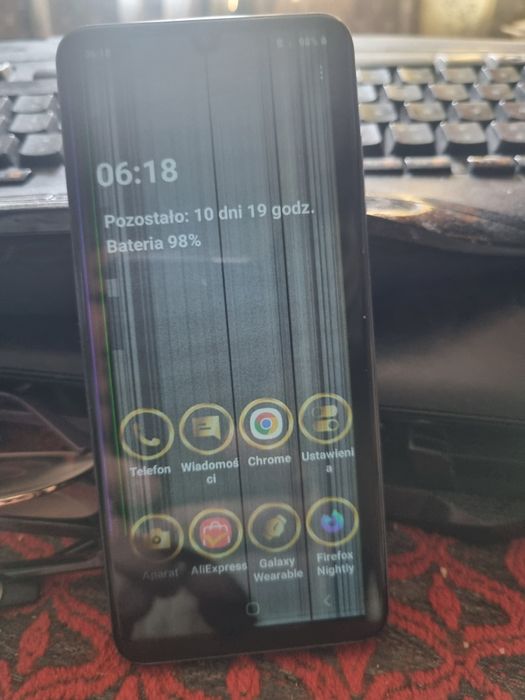 Samsung S20 uszkodzony