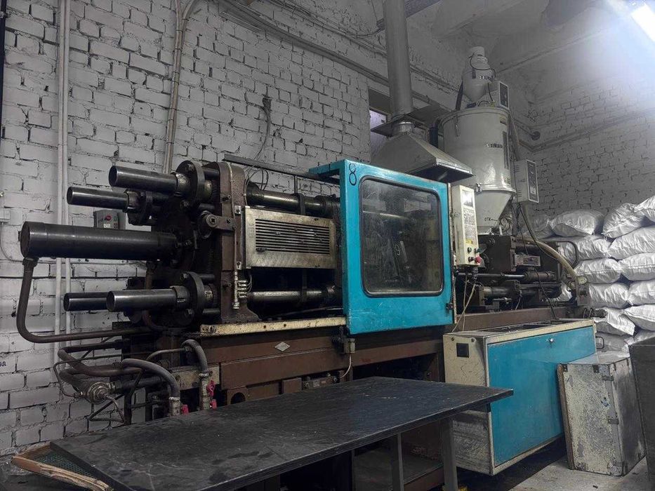 Термопластавтомат KuASY 410/100