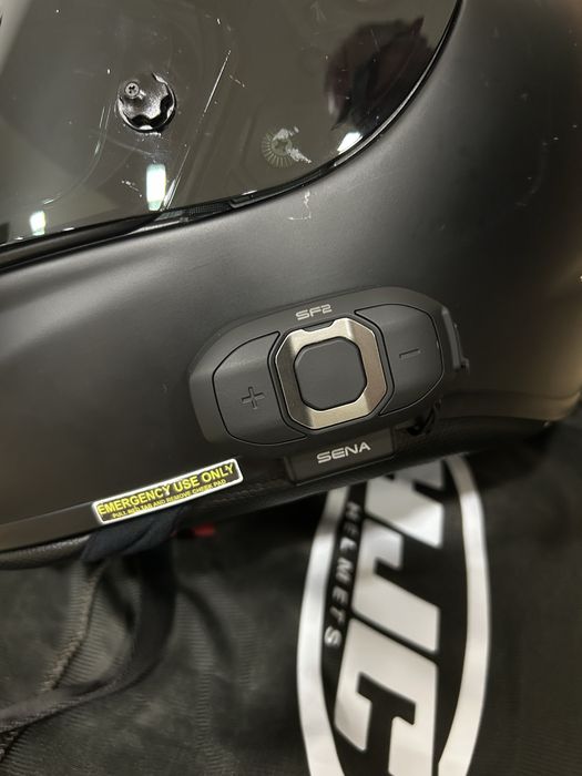 Capacete HJC -RPHA11 preto mate com intercomunicador e viseiras extra