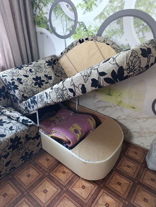 Продається диван