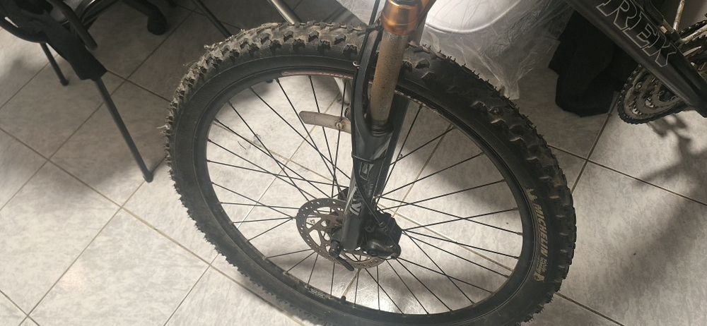 trek mountain 4300 estrada ou montanha