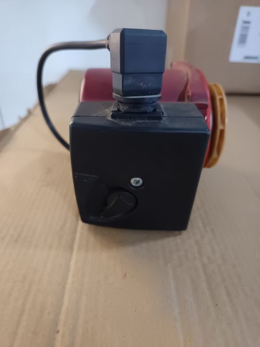 Продам циркуляційний від котла насос