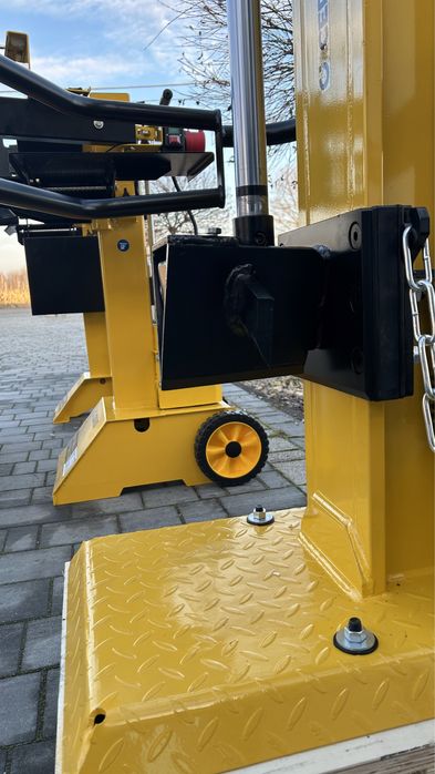 Łuparka do drewna pionowa Cedrus LS07V 8T 400V