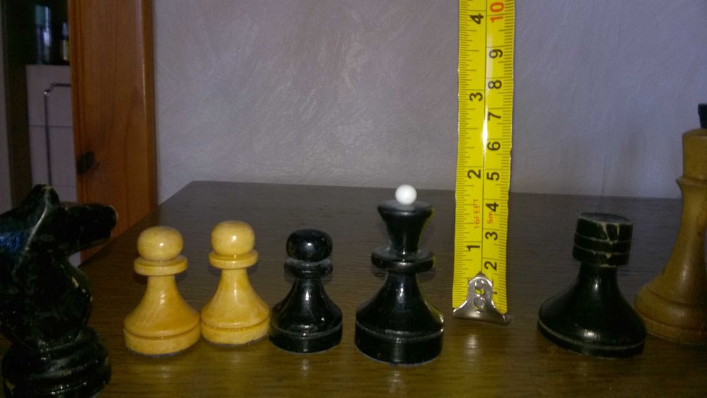 Шахматные фигуры, деревянные