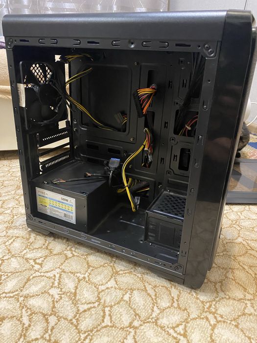 Продам комплектом. Корпус+блок питания+вентиляторы.