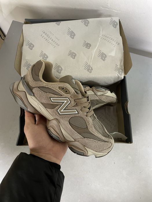 Кроссовки New Balance 9060 Mushroom 36-45