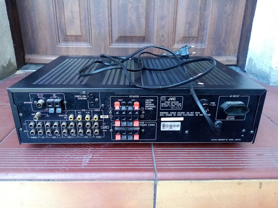 Amplituner JVC RX