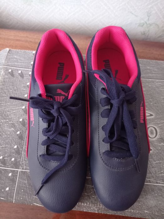 Кросівки жіночі PUMA