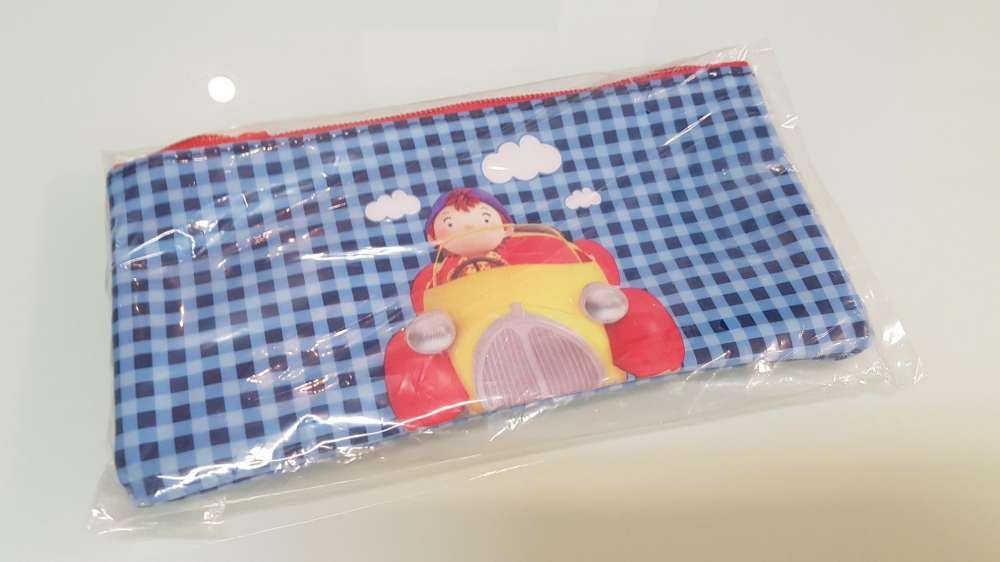 Estojo escolar (NOVO)