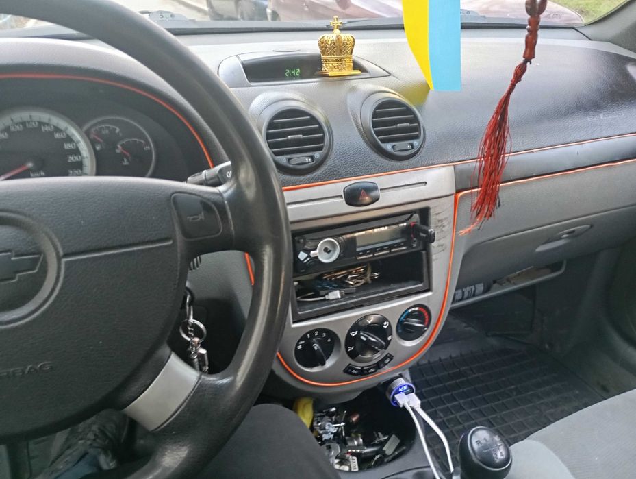 Автомобіль продам