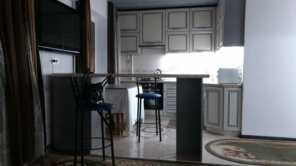 ПОЧАСОВО на Червоноі Калини 4а Студія