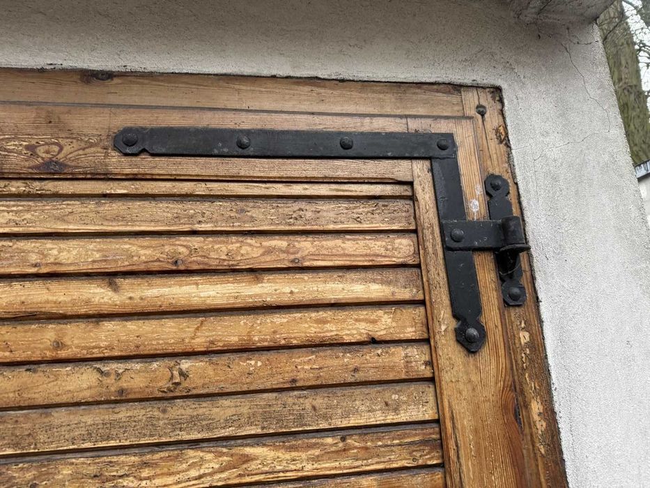 Brama garażowa drewniana solidna loftowa