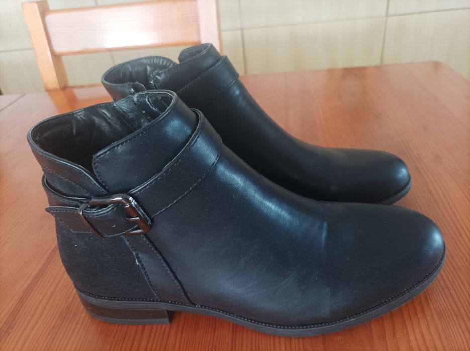Bota pretas senhora