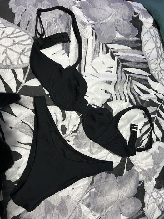 Biquini preto oysho