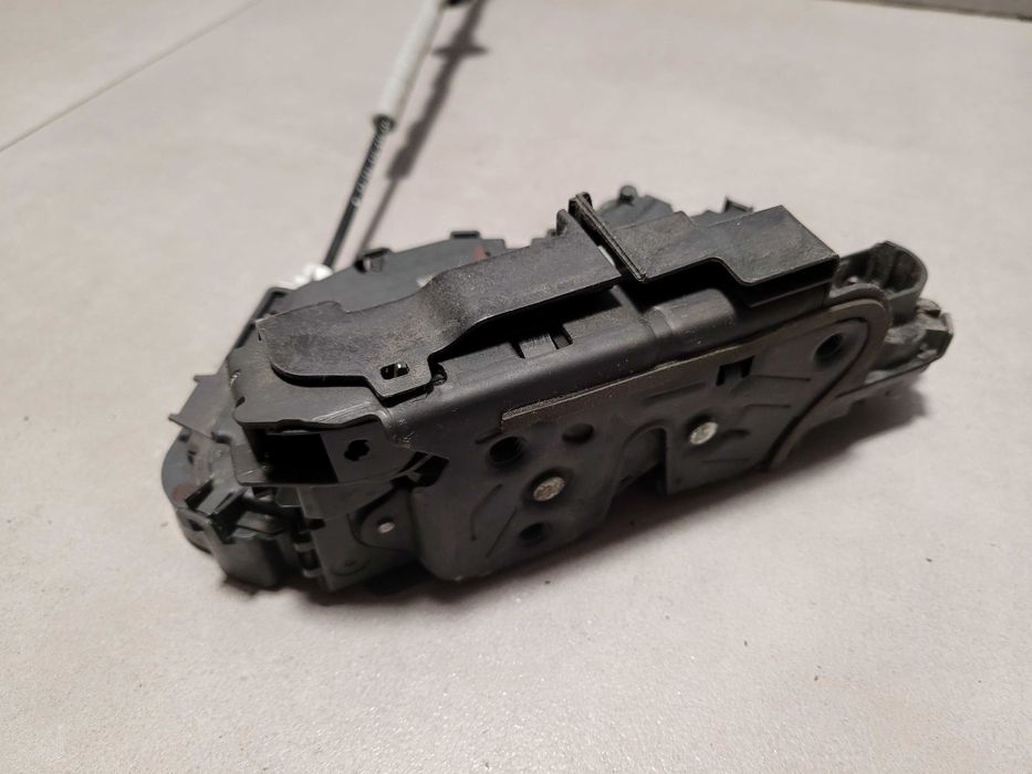 Zamek drzwi lewy przód Skoda RAPID Liftback 2017r 5TB.837.015A