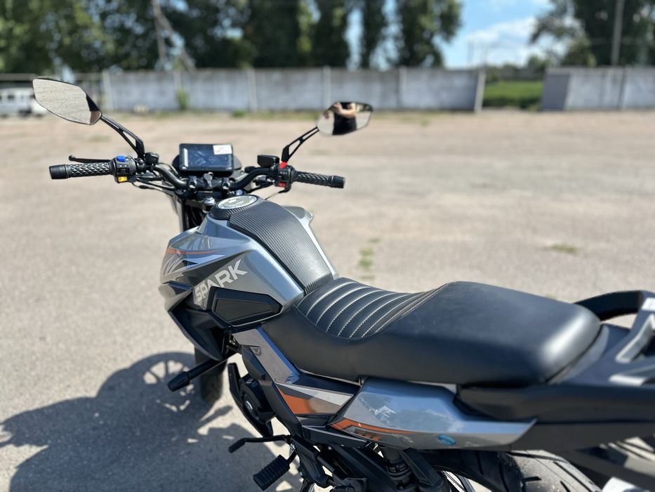 Мотоцикл SPARK SP250R-32