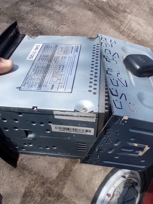 Продам 2х дінову Автомагнітолу.