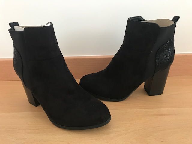 Botas Pretas NOVAS Nº 39