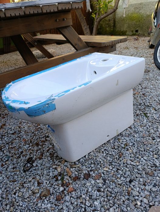 Bidé Roca "Dama Senso"