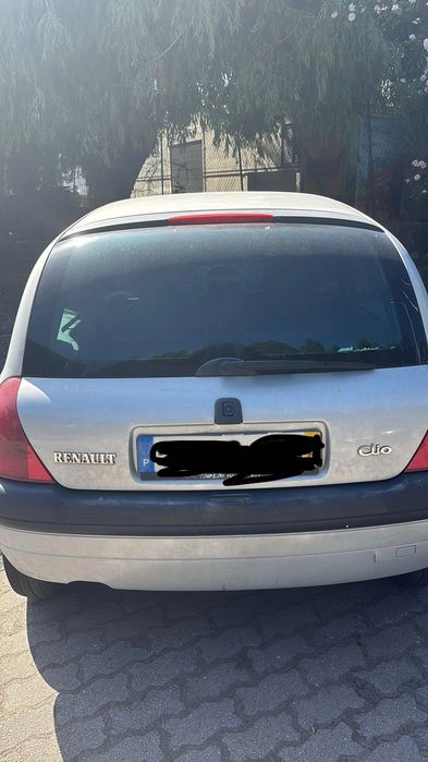 Renault Clio 99 - seminovo