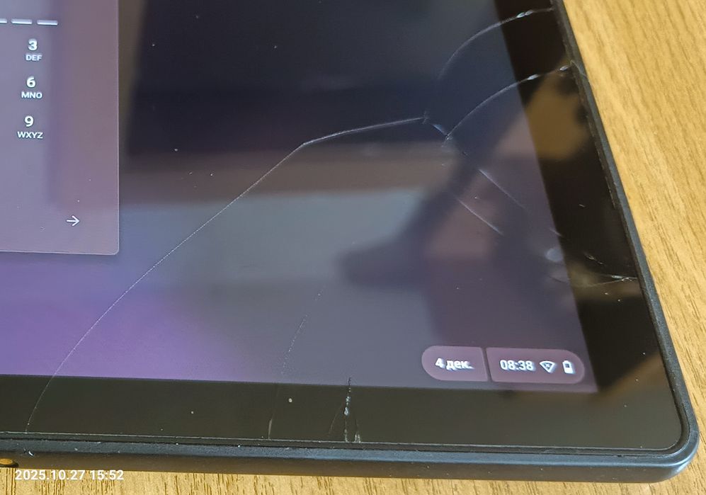 Lenovo Chromebook 10e \ Full HD\IPS\MediaTek\ 4/32GB  Тріщини на склі.